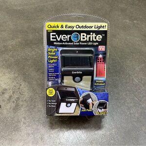 Ever Brite BRITE Motion Activated LED Solar Light